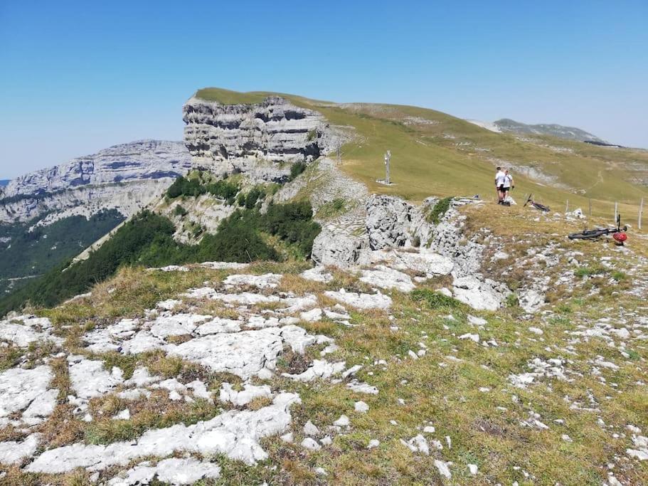 Logement Standing Wifi Vercors 'In Saint-Jean-en-Royans Zewnętrze zdjęcie
